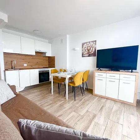 Апартаменти Playa Honda Sky View *